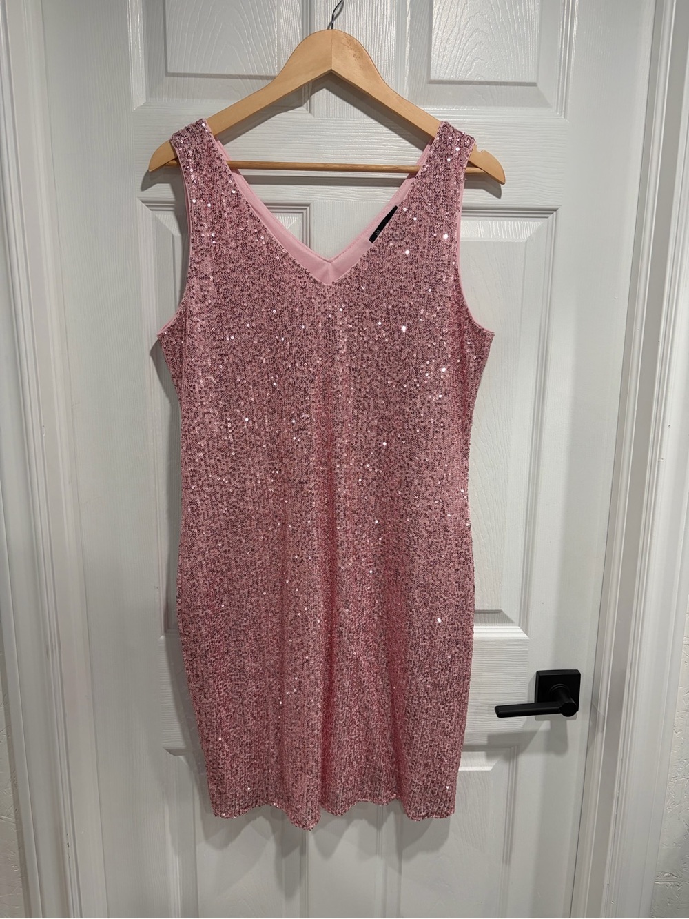 Lily Morgan Women’s Pink Sparkle Sleeveless V-Neck Sequin Dress